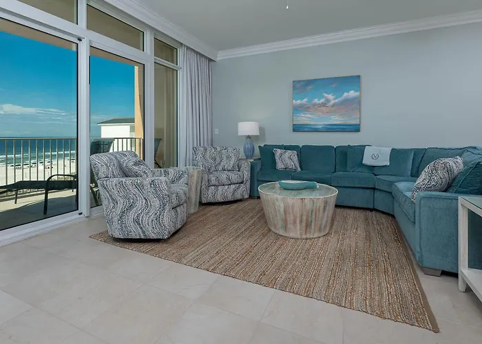 Phoenix Gulf Towers 303 Apartment *