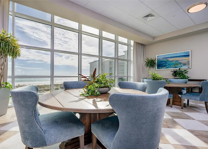 Phoenix Gulf Towers 303 Apartment *