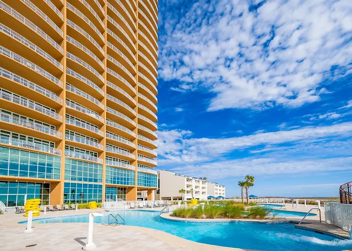 Phoenix Gulf Towers 303 Apartment *