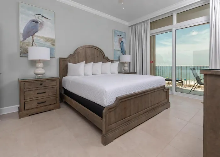 Phoenix Gulf Towers 303 Apartment *